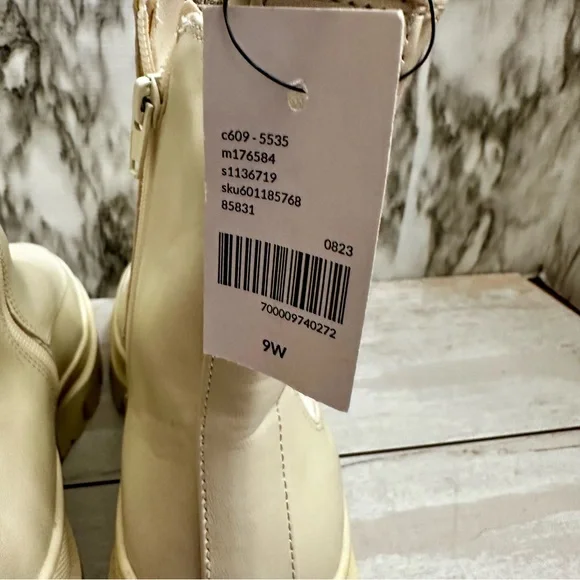 Lane Bryant Women Sz 9 W Bone White Chunky Side Zip Boots Booties Shoes Gorpcore - Picture 4 of 10